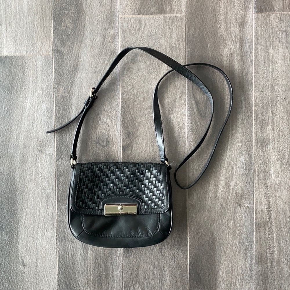 Women’s Coach woven purse
